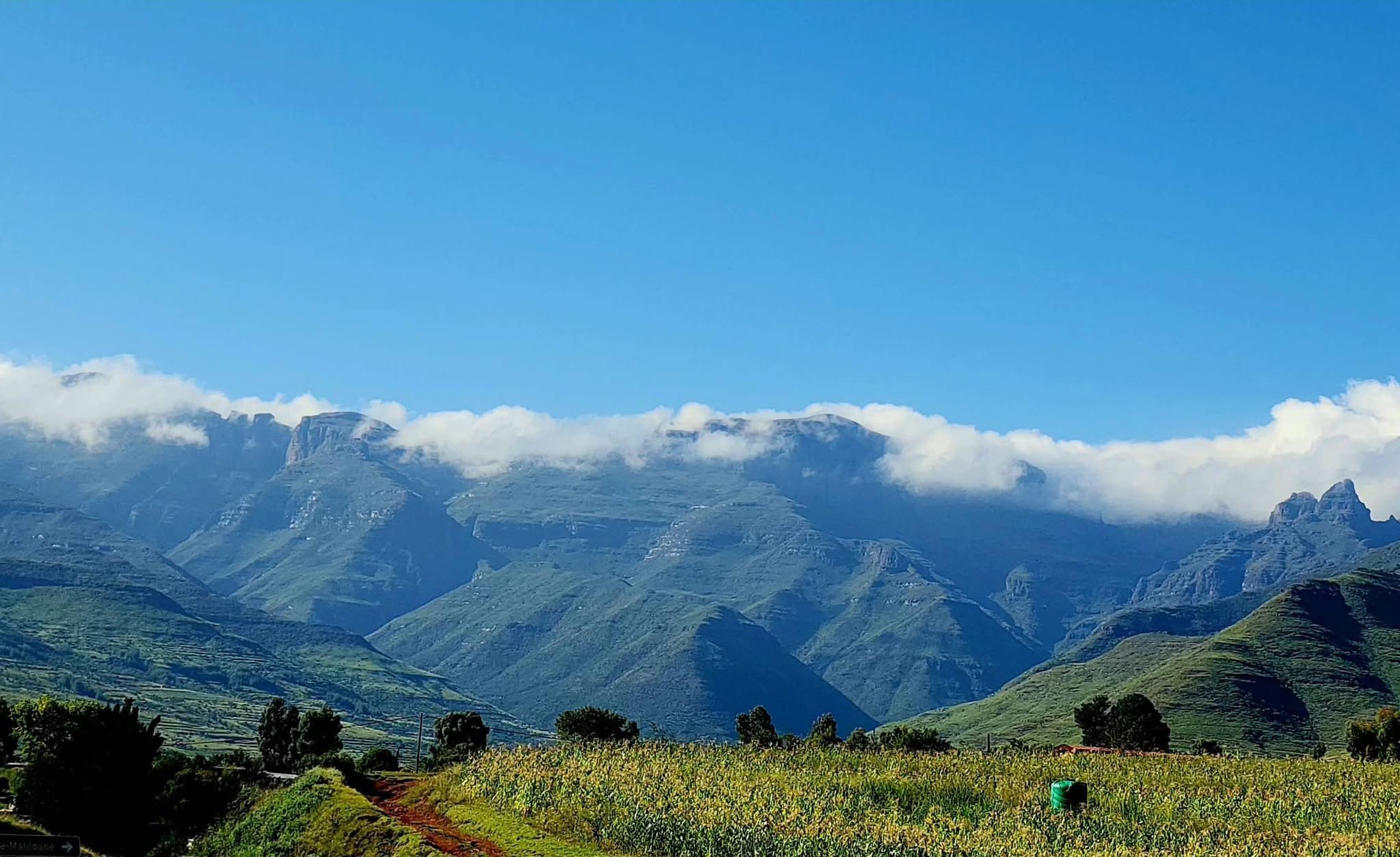 Panoramic view over the highlands from the summit of Mafika Lisiu Pass